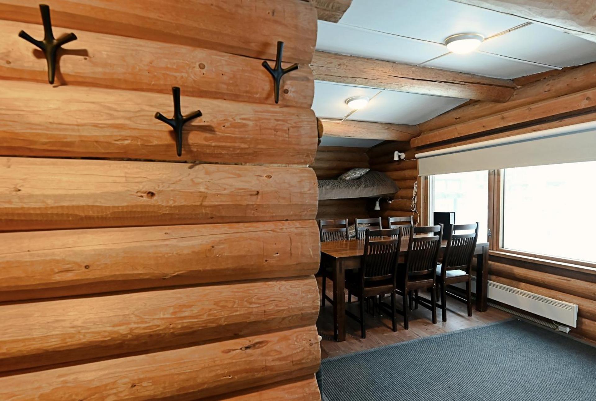 Classic Log Cabin Ski-In Ski-Out เลวี ภายนอก รูปภาพ