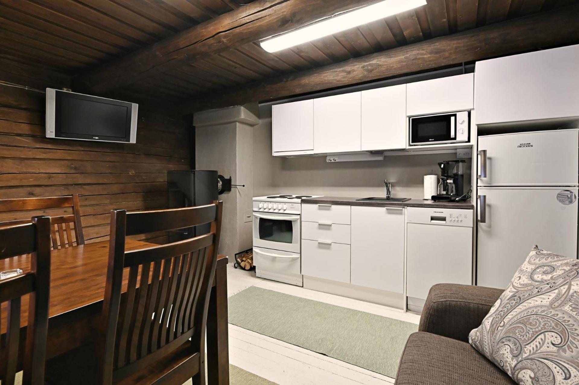 Classic Log Cabin Ski-In Ski-Out เลวี ภายนอก รูปภาพ